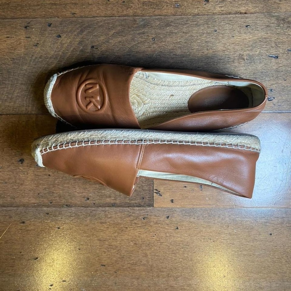 MICHAEL Michael Kors Dylyn Espadrille Leather Size 9